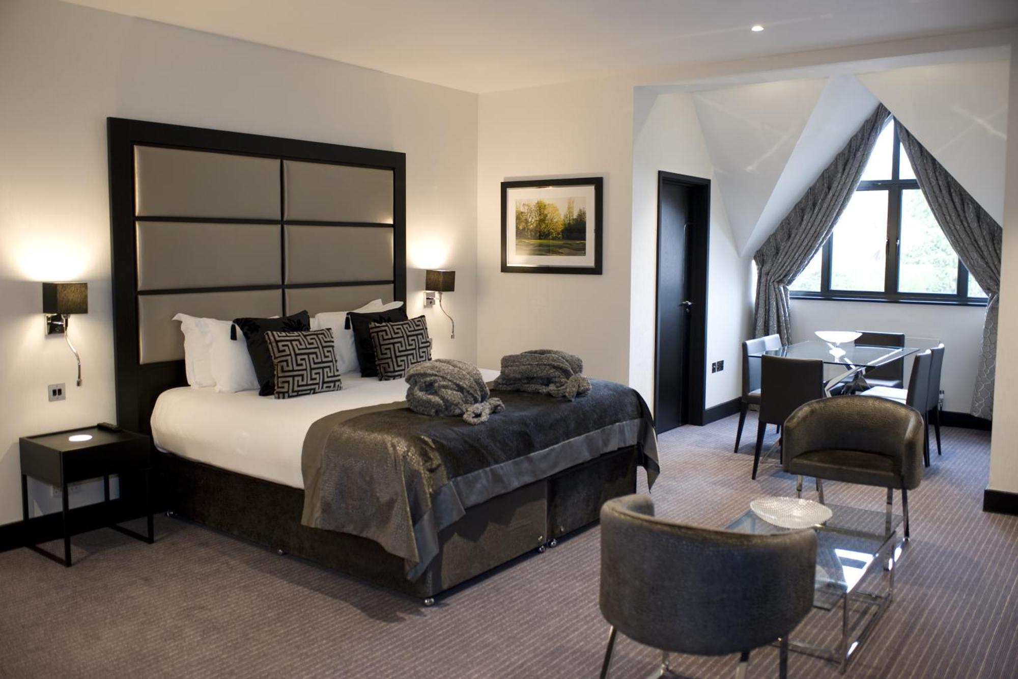 The Lodge At Kingswood Epsom Bilik gambar