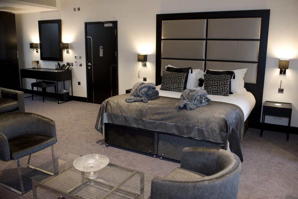 The Lodge At Kingswood Epsom Bilik gambar
