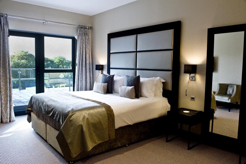 The Lodge At Kingswood Epsom Bilik gambar